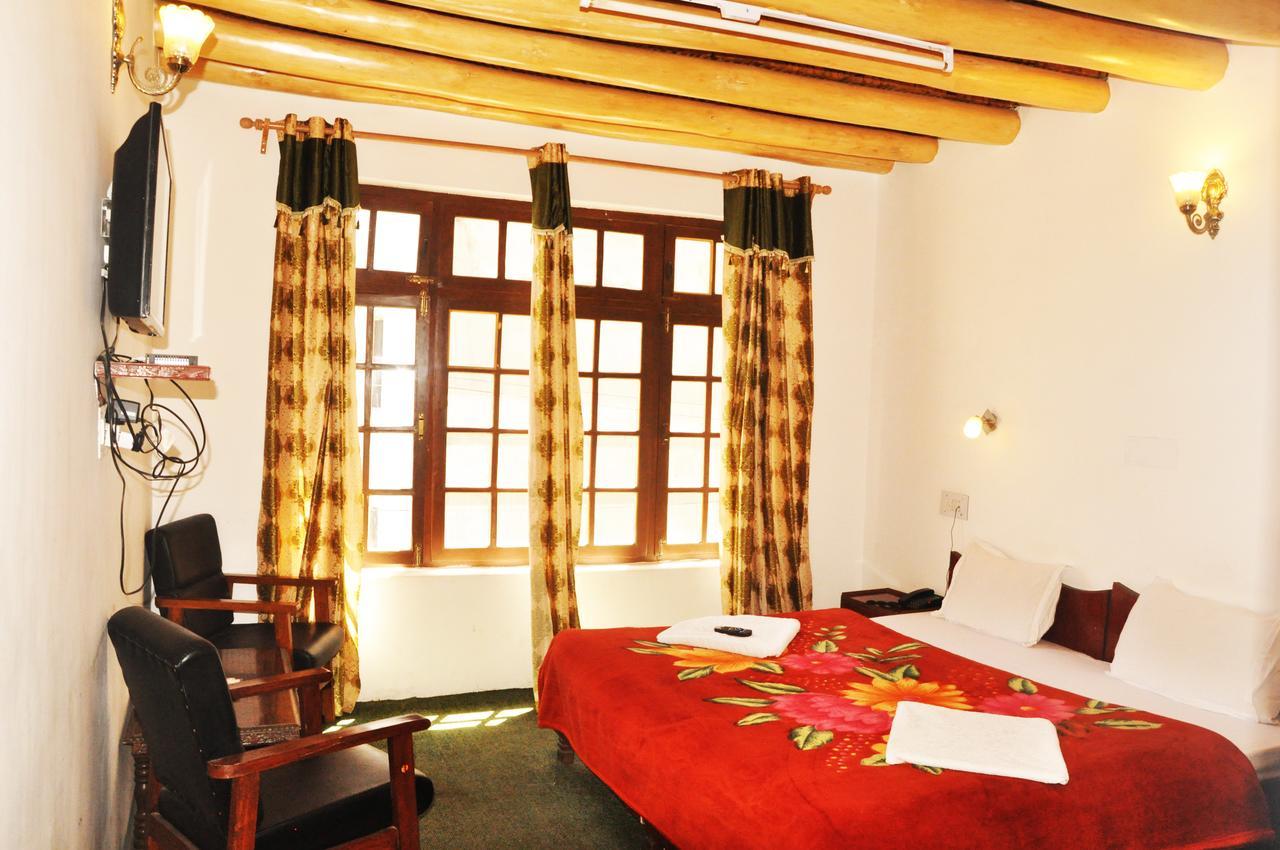 לה Hotel Jan Palace מראה חיצוני תמונה
